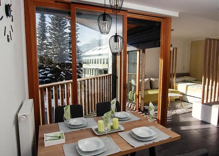 Amber, - Center Kranjska Gora